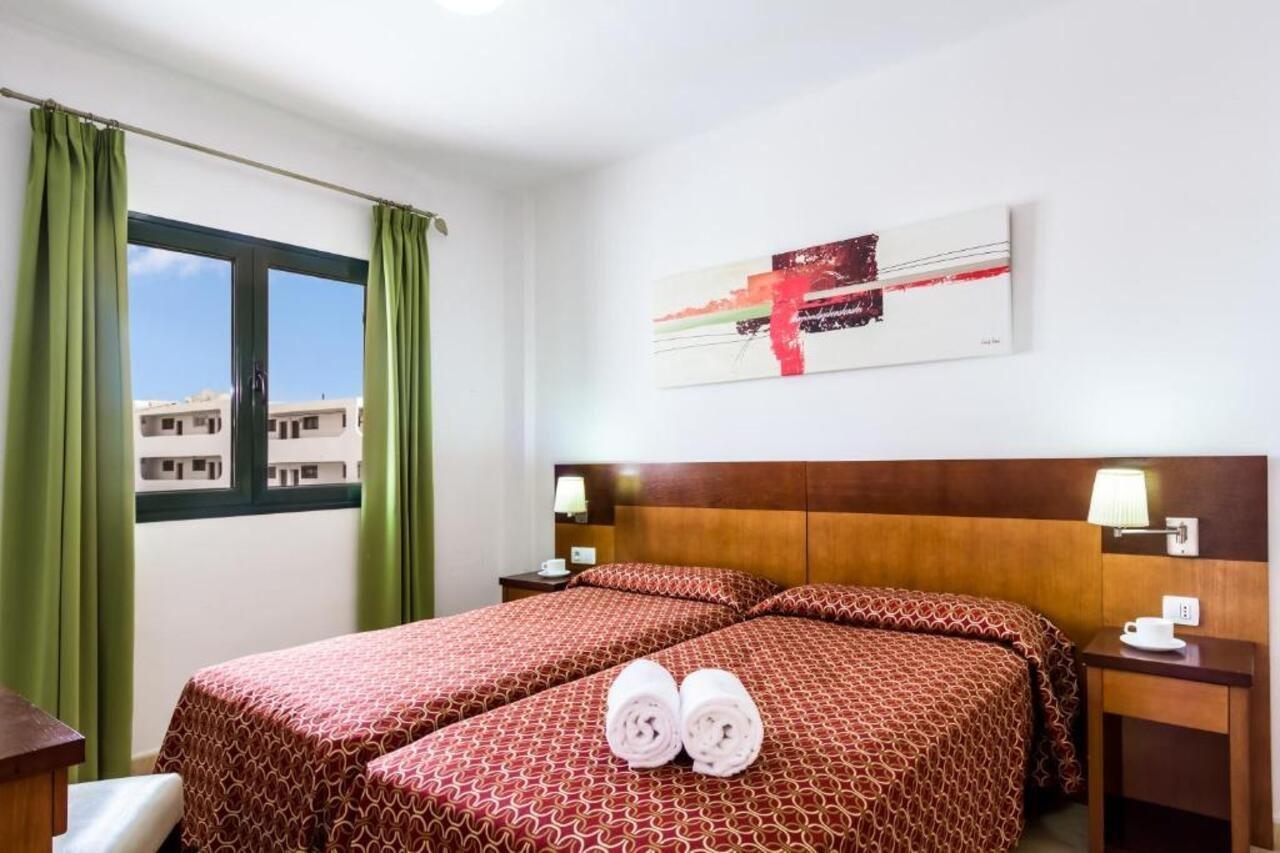 Labranda Playa Club Hotel Puerto del Carmen  Bagian luar foto