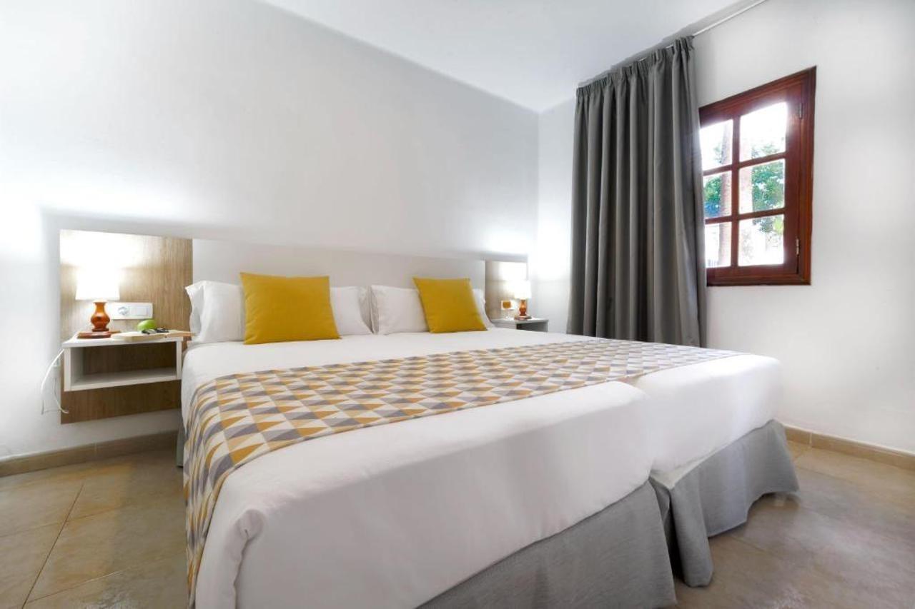 Labranda Playa Club Hotel Puerto del Carmen  Bagian luar foto