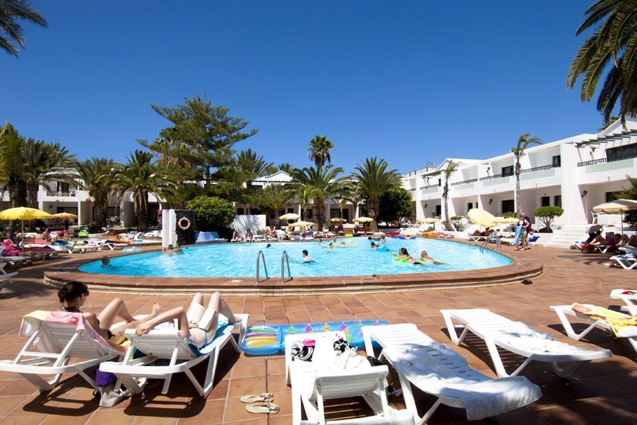 Labranda Playa Club Hotel Puerto del Carmen  Bagian luar foto